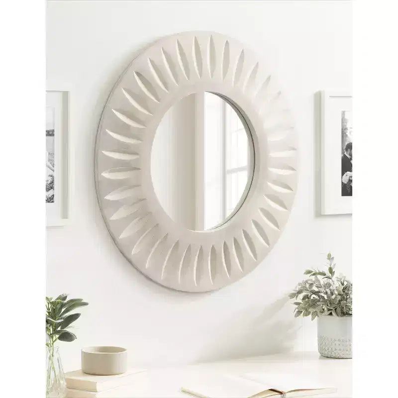 Miroir en bois sculpté 26"x26"