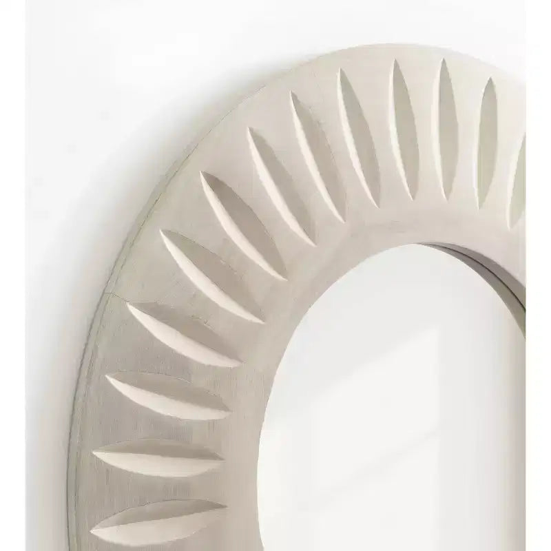 Miroir en bois sculpté 26"x26"