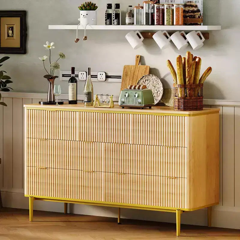 Commode de Chambre à 7 Tiroirs, Commode Canelée de 137 cm de Large, Meuble de Rangement en Bois, Design Courbé, Meuble TV avec Poignées Métalliques Dorées