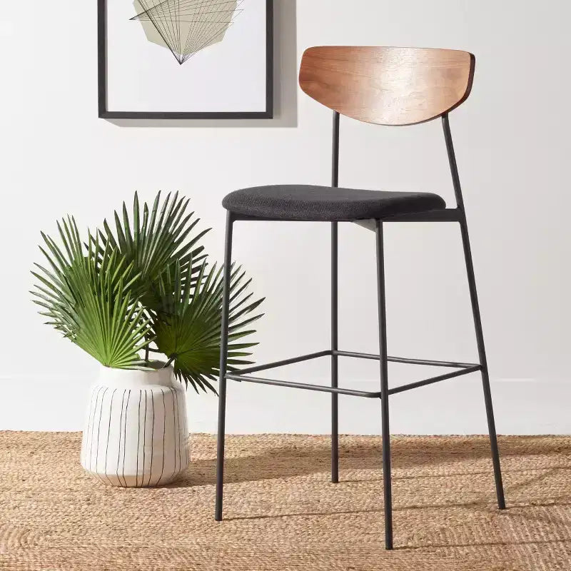 Tabouret de bar fabriqué en fer et polyester