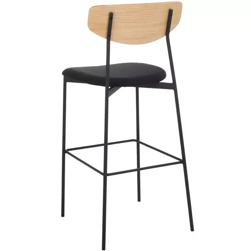 Tabouret de bar fabriqué en fer et polyester