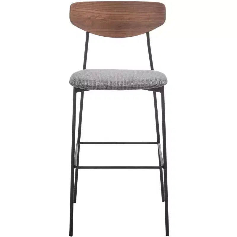 Tabouret de bar fabriqué en fer et polyester