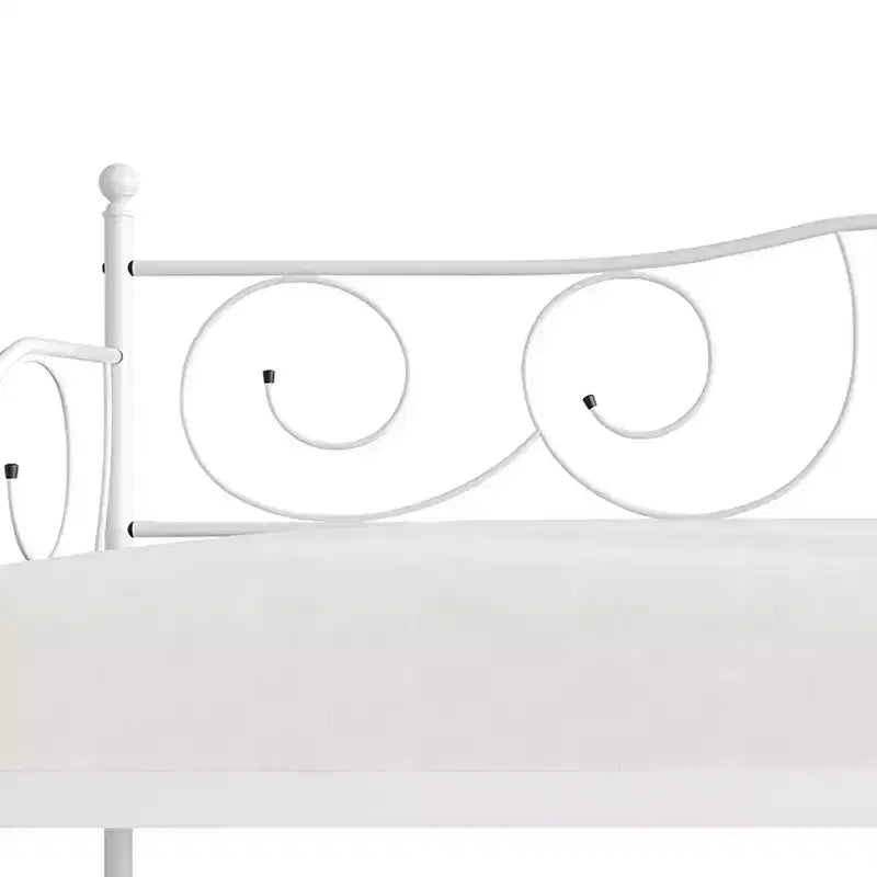 Lit de repos en métal