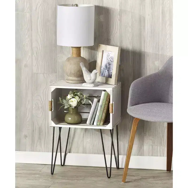 Table d'appoint rustique en caisse en bois avec poignées en jute